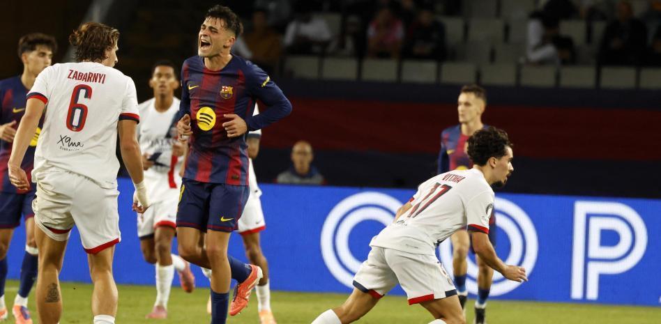 开云官方网站-现役前三中场？维蒂尼亚：第一佩德里，然后B费、内维斯和我